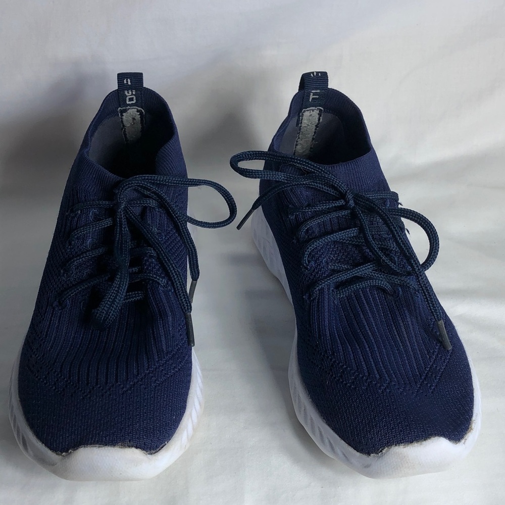 Women’s Navy Knit Athletic Sneakers - Lightweight Comfort, Size 8.5 (US)